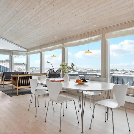 Ferienhaus Schönes Haus In Mit Meerblick *