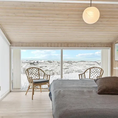 Casa vacanze Awesome In With Kitchen Saltum